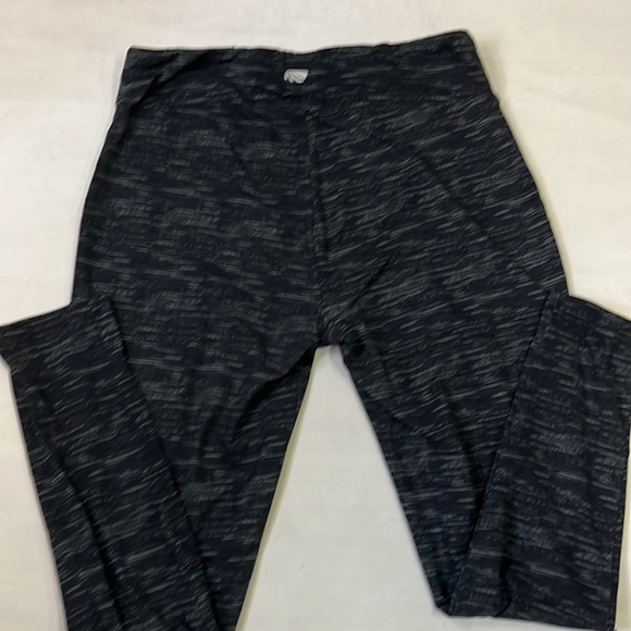 Marika Tech Leggings Women’s Size 1X Black Knit Fitness Legging - Picture 3 of 4